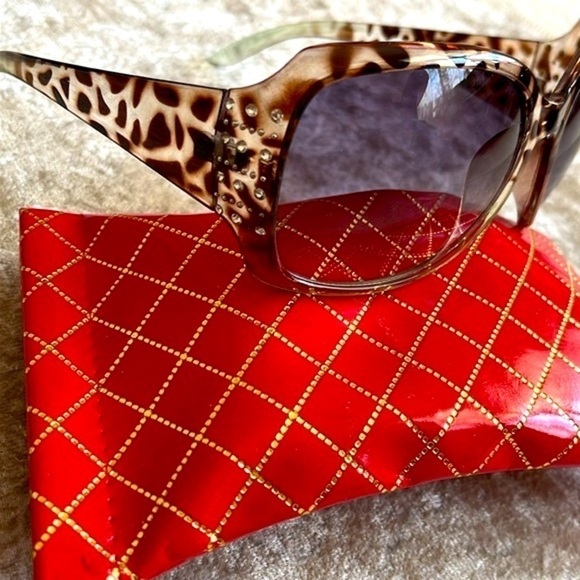 Brand New Tortoise Animal Print Oversized Sunglasses Rhinestones Gradient Lens main image 11